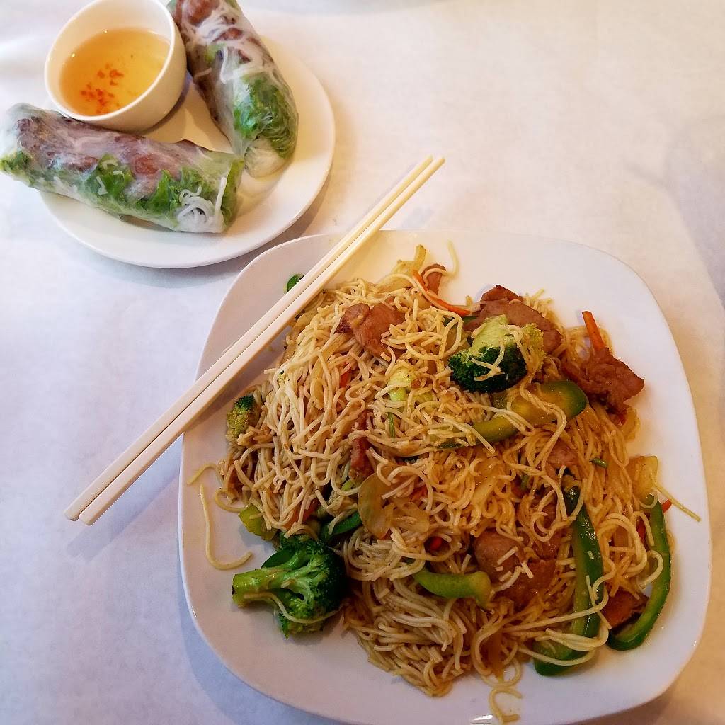 Phở Thắng Café | restaurant | 815 Superior Ave, Cleveland, OH 44114, USA | 2162917115 OR +1 216-291-7115