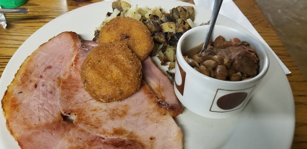 Stockyards Feed and Grain Restaurant | restaurant | 11165 AR-22, Ratcliff, AR 72951, USA | 4796358646 OR +1 479-635-8646