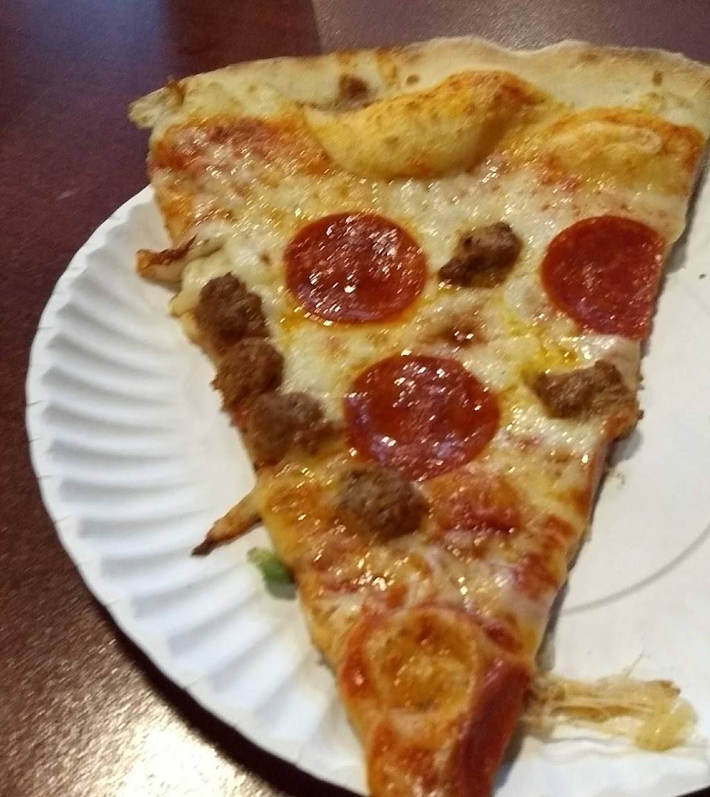 Politos Pizza | restaurant | 960 Main St, Stevens Point, WI 54481, USA | 7153419980 OR +1 715-341-9980