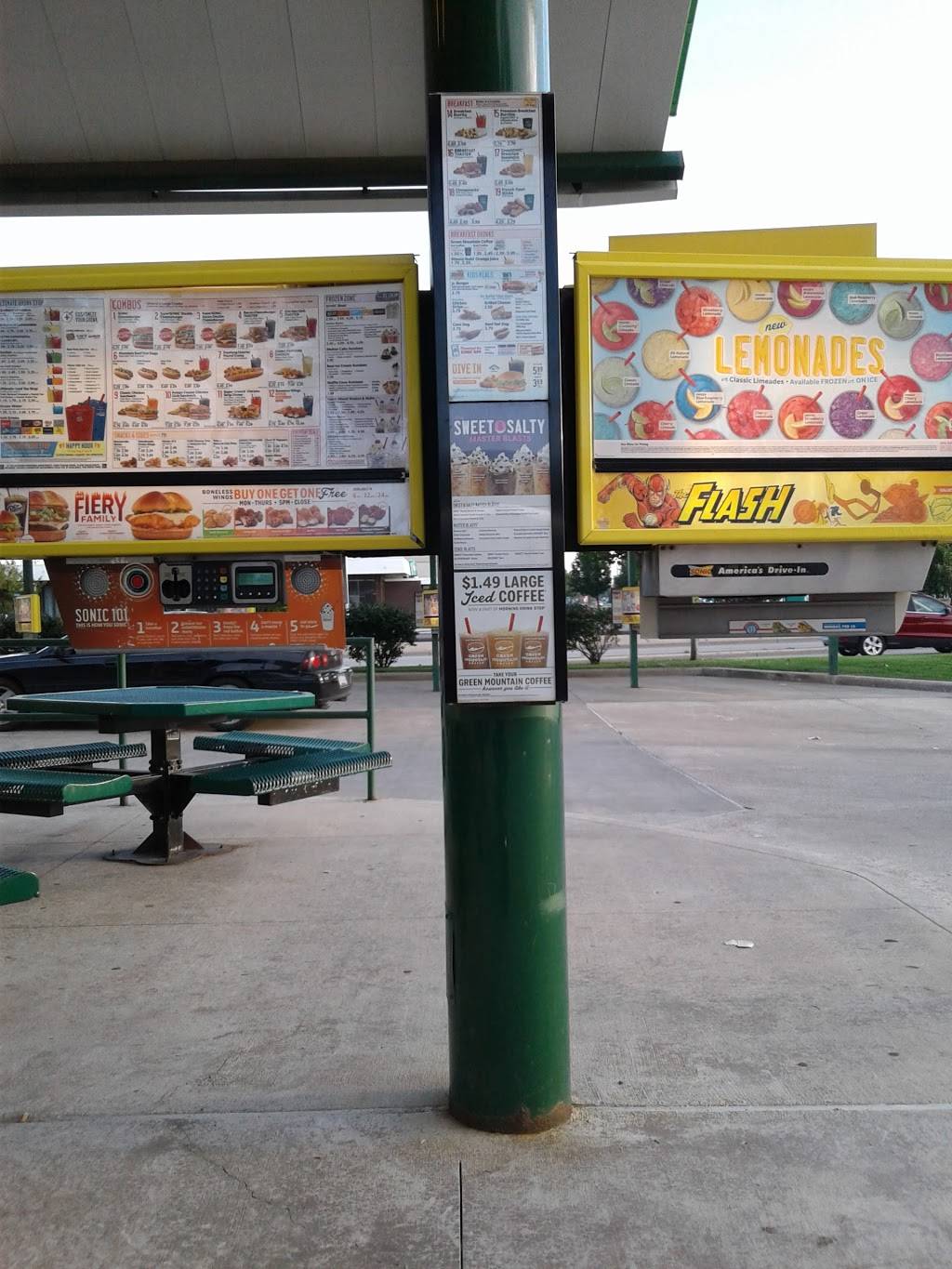 Sonic Drive-In | restaurant | 36888 M-53, Sterling Heights, MI 48312, USA | 5862648700 OR +1 586-264-8700