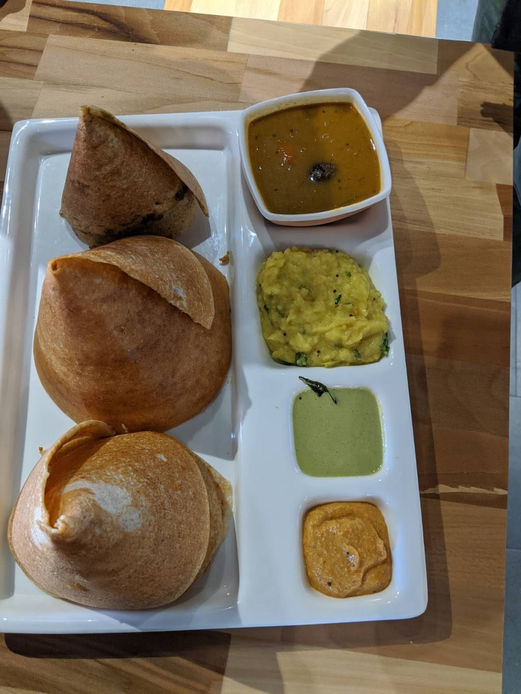 NeeHees Indian Vegetarian Street Food | meal takeaway | 1850 W Army Trail Rd, Hanover Park, IL 60133, USA | 6308552050 OR +1 630-855-2050