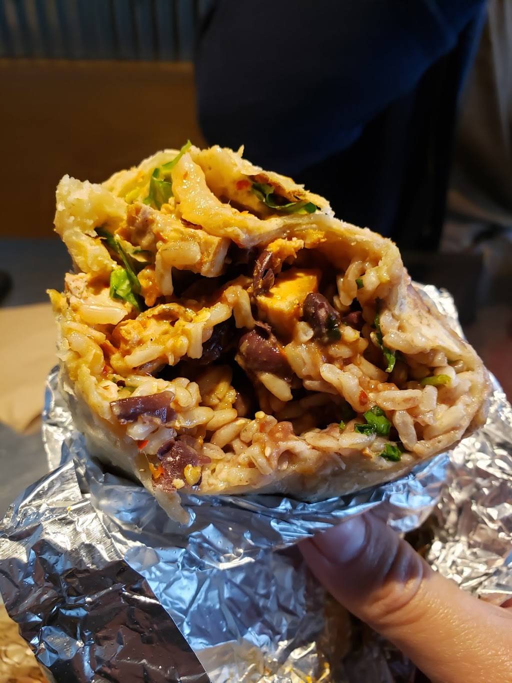 Chipotle Mexican Grill | restaurant | 1924 Beacon St, Brighton, MA 02135, USA | 6172320788 OR +1 617-232-0788