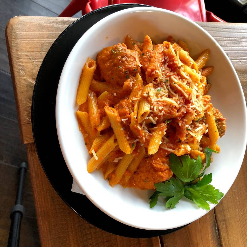 Port Bistro and Pub | restaurant | 201 Main St, Port Jefferson, NY 11777, USA | 6318282550 OR +1 631-828-2550