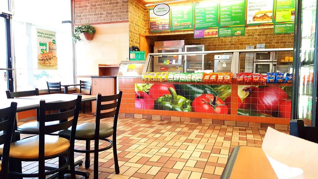 Subway | meal takeaway | 6224 Little River Turnpike, Alexandria, VA 22312, USA | 7039412200 OR +1 703-941-2200