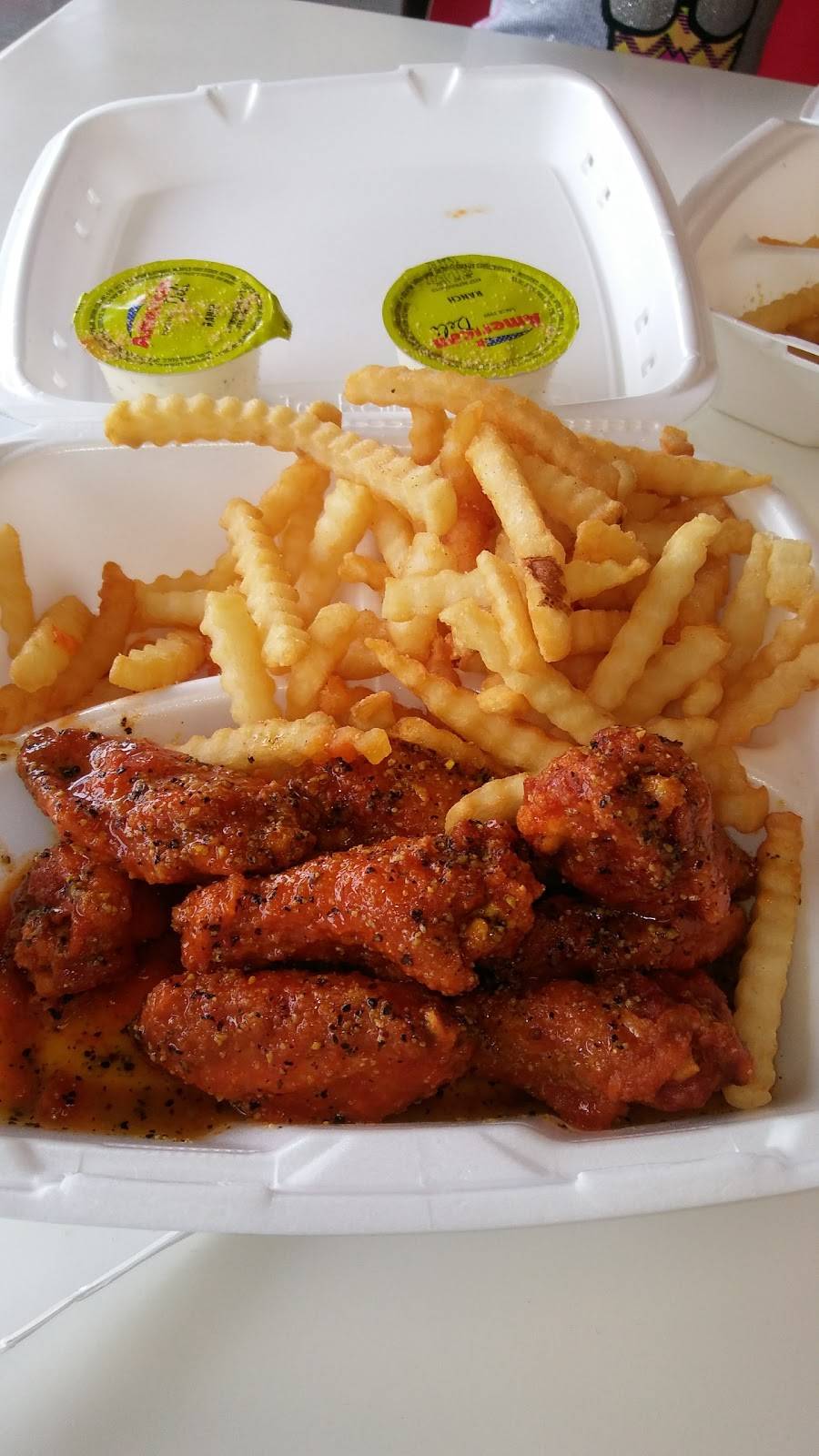 American Deli | restaurant | 1055 Gaines School Rd #102, Athens, GA 30605, USA | 7067141212 OR +1 706-714-1212