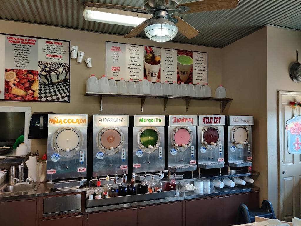 The Seafood Pot | restaurant | 14386 River Rd, New Sarpy, LA 70078, USA | 9857250053 OR +1 985-725-0053