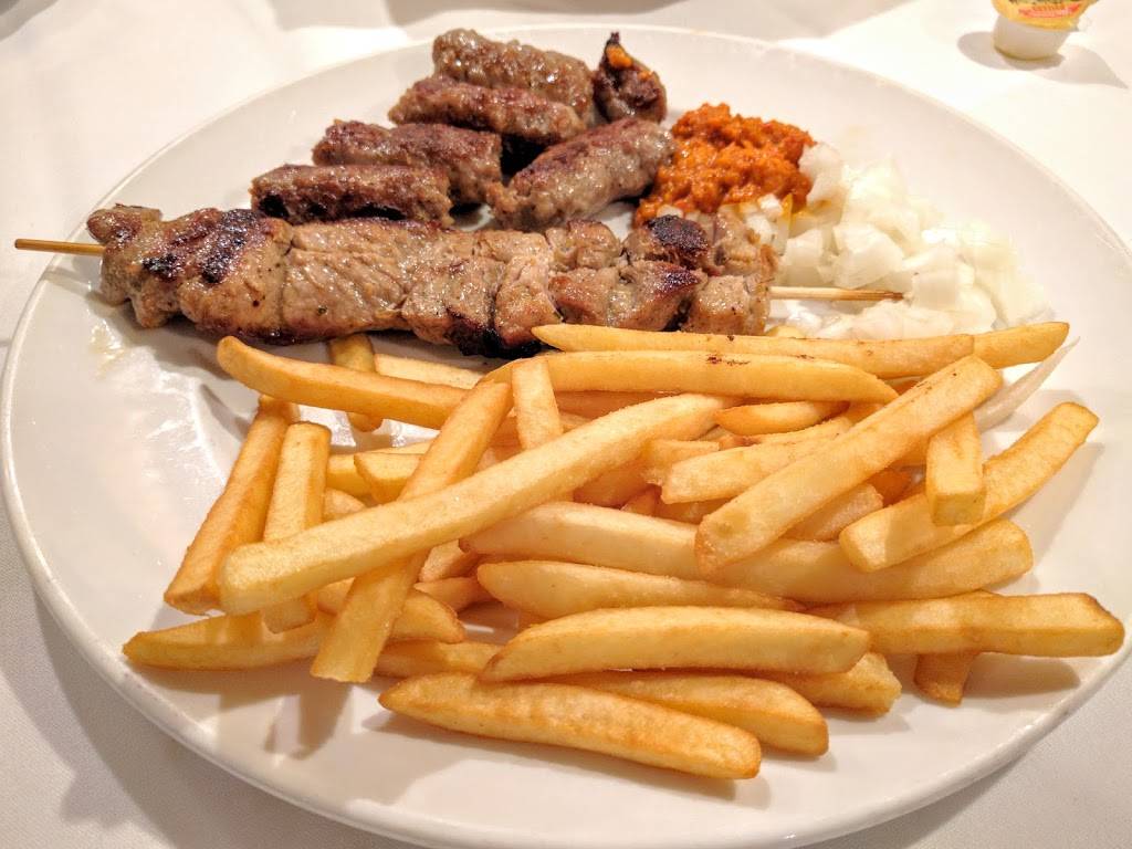 Croatia Restaurant | restaurant | 1989 Dundas St E, Mississauga, ON L4X 1M1, Canada | 9056244111 OR +1 905-624-4111