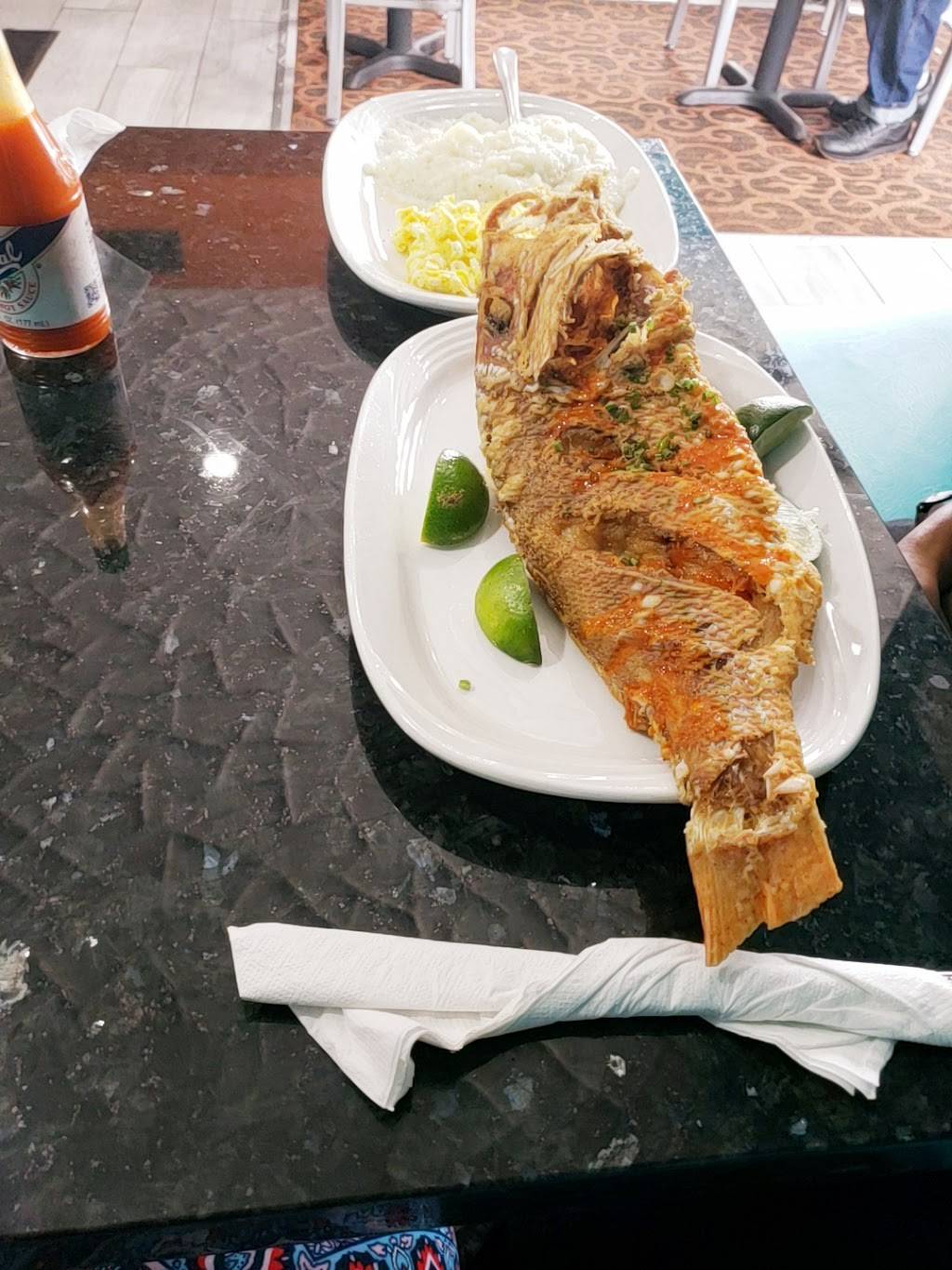 End Zone Restaurant & Grill | restaurant | 5601 Pembroke Rd, Hollywood, FL 33023, USA | 9549831808 OR +1 954-983-1808