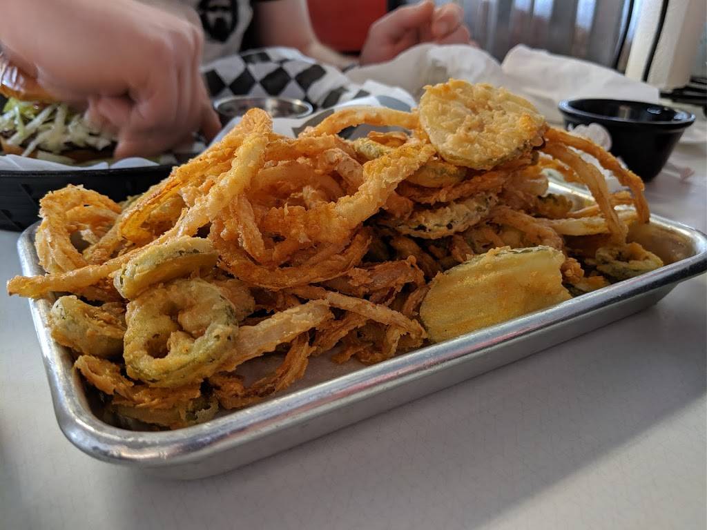 Knotty Pig BBQ, Burger & Chili House | restaurant | 6835 E 15th St, Tulsa, OK 74112, USA | 9182580005 OR +1 918-258-0005