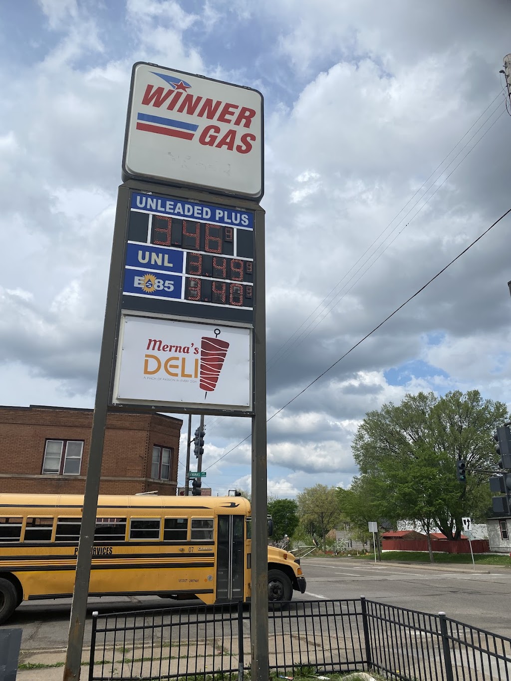 Mernas Deli | restaurant | 589 Dale St N, St Paul, MN 55103, USA | 6513594443 OR +1 651-359-4443