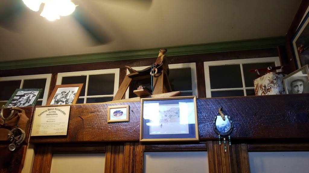 Lavons Bakery & BBQ | restaurant | 216 N Maple St, Buhler, KS 67522, USA | 6205432411 OR +1 620-543-2411