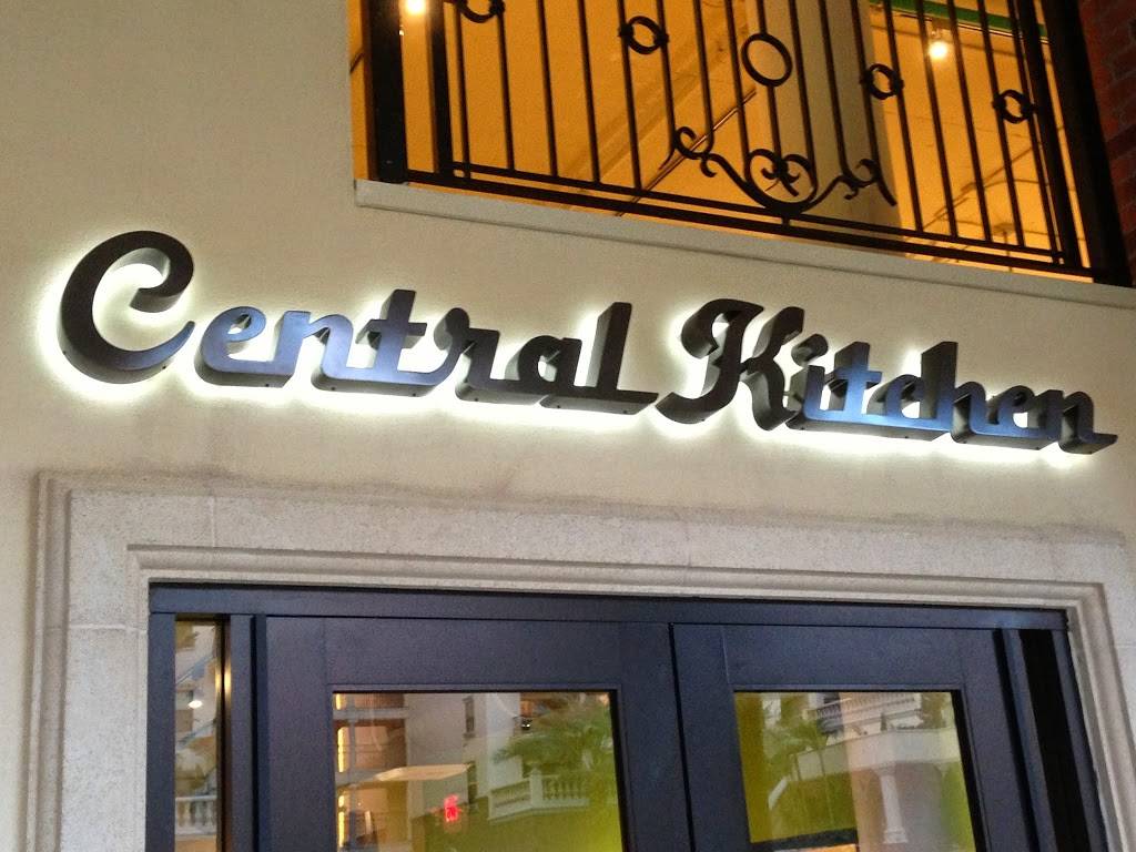 Central Kitchen at The Lorenzo | restaurant | 325-A W Adams Blvd, Los Angeles, CA 90007, USA | 2139082400 OR +1 213-908-2400