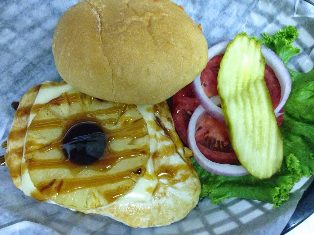 PM Park | restaurant | 15297 Raney Dr, Clear Lake, IA 50428, USA | 6413571991 OR +1 641-357-1991