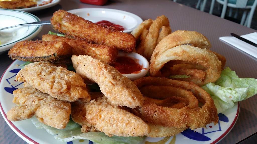 Spires Restaurant | restaurant | 13451 Newport Ave, Tustin, CA 92780, USA | 7145440631 OR +1 714-544-0631