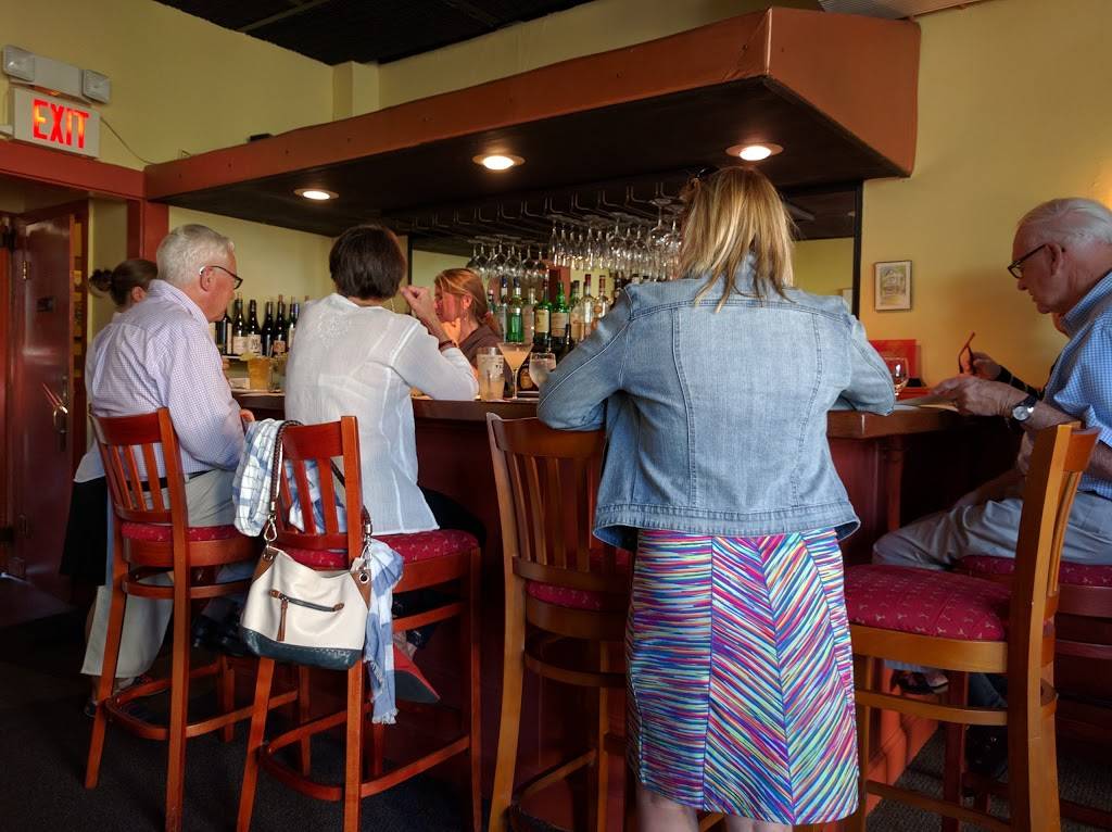 Duckworths Bistrot | restaurant | 197 E Main St, Gloucester, MA 01930, USA | 9782824426 OR +1 978-282-4426