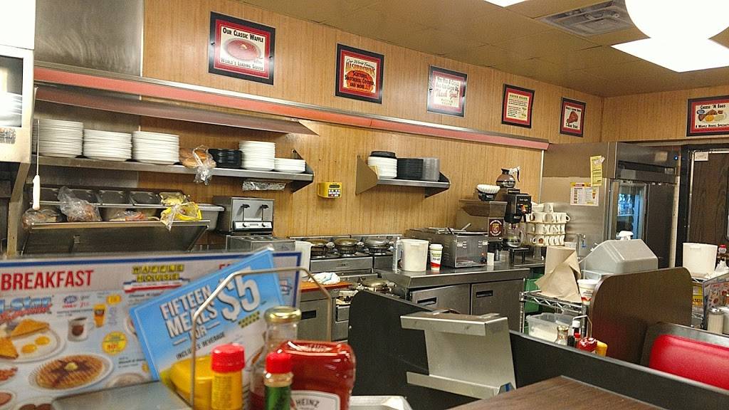 Waffle House | meal takeaway | 125 Palisade Dr, Brunswick, GA 31523, USA | 9122679395 OR +1 912-267-9395