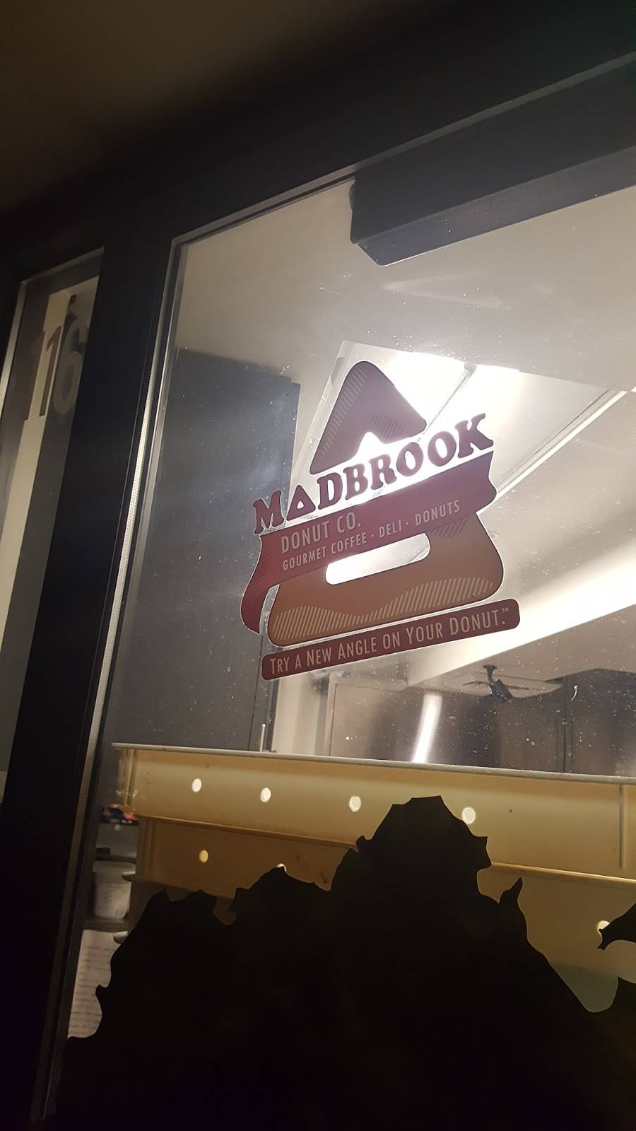 Madbrook Donut Company | bakery | 116 W Promontory, Farmington, UT 84025, USA | 8014517005 OR +1 801-451-7005