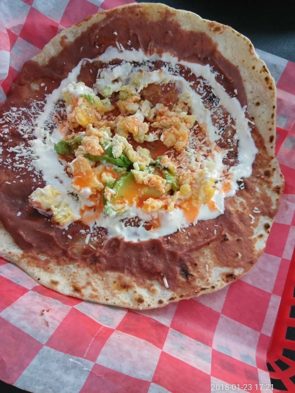 Comida Hondureña | restaurant | 2300-2398 Greenfield Pkwy, Austin, TX 78741, USA | 7372229391 OR +1 737-222-9391