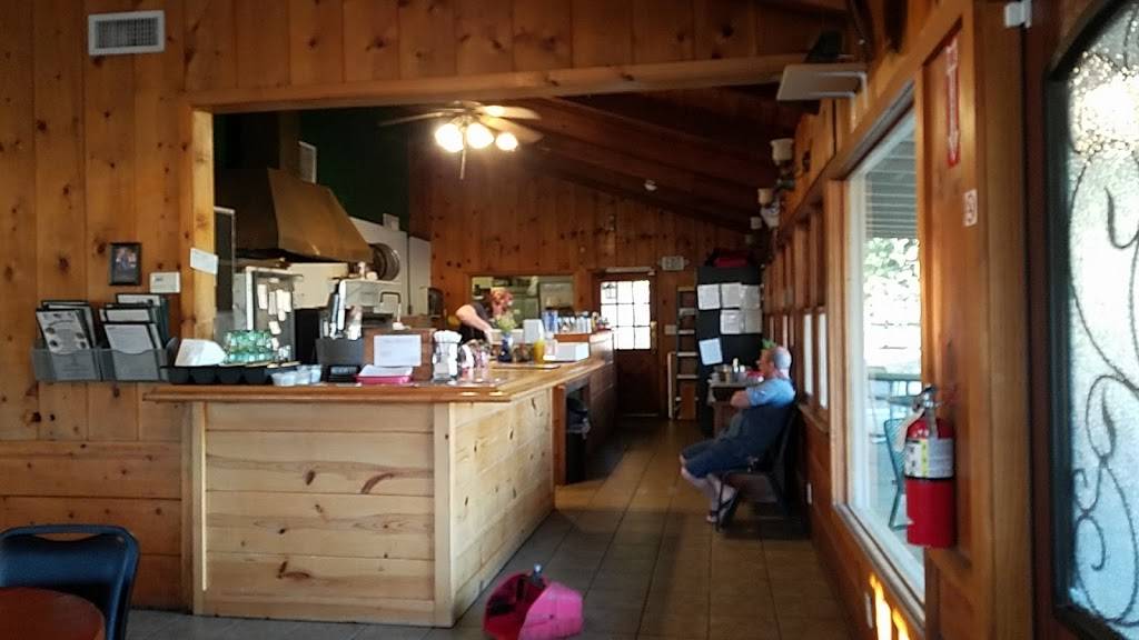 Patricios Grill & Pasta | restaurant | 14700 Elizabeth Lake Rd, Lake Hughes, CA 93532, USA | 6619654329 OR +1 661-965-4329