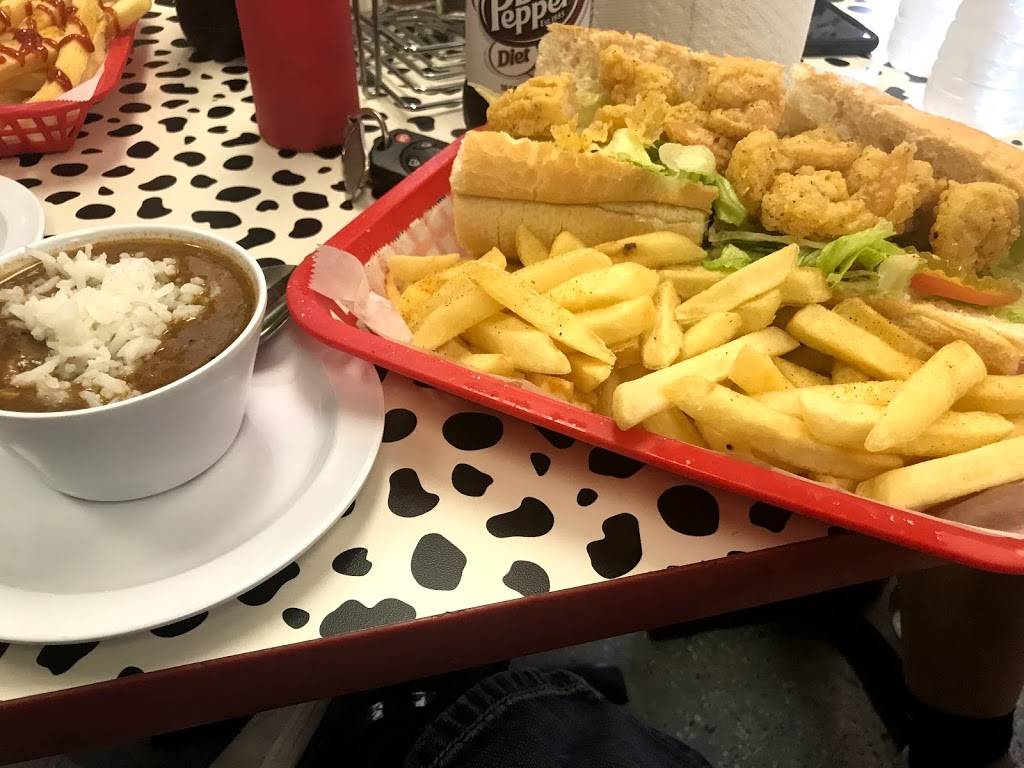 Bayou Market | restaurant | 101 E Southwest Pkwy, Lewisville, TX 75067, USA | 9724348500 OR +1 972-434-8500