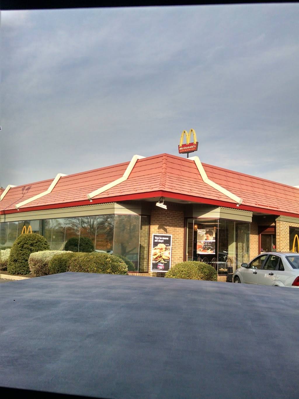 McDonalds | cafe | 115 Logans Ferry Rd, Lower Burrell, PA 15068, USA | 7243355199 OR +1 724-335-5199