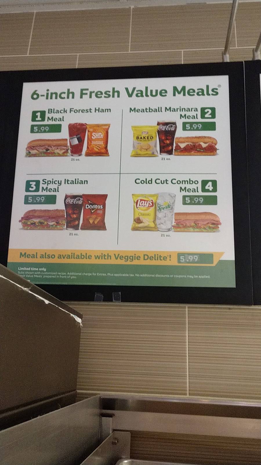 Subway | restaurant | 2800 26th St #200, Port Arthur, TX 77640, USA | 4095484744 OR +1 409-548-4744