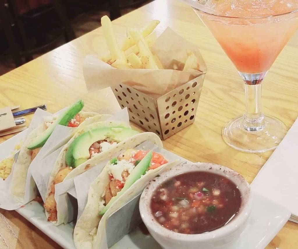 Chilis Bar & Grill | restaurant | 2400 Yankee Clipper Dr, Jacksonville, FL 32218, USA | 9047410040 OR +1 904-741-0040