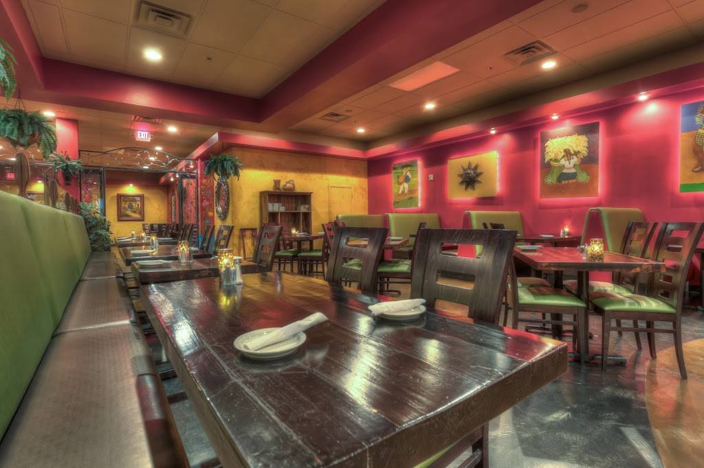 Viva Mercados Mexican Bar and Grill | restaurant | 9440 W Sahara Ave #165, Las Vegas, NV 89117, USA | 7024548482 OR +1 702-454-8482