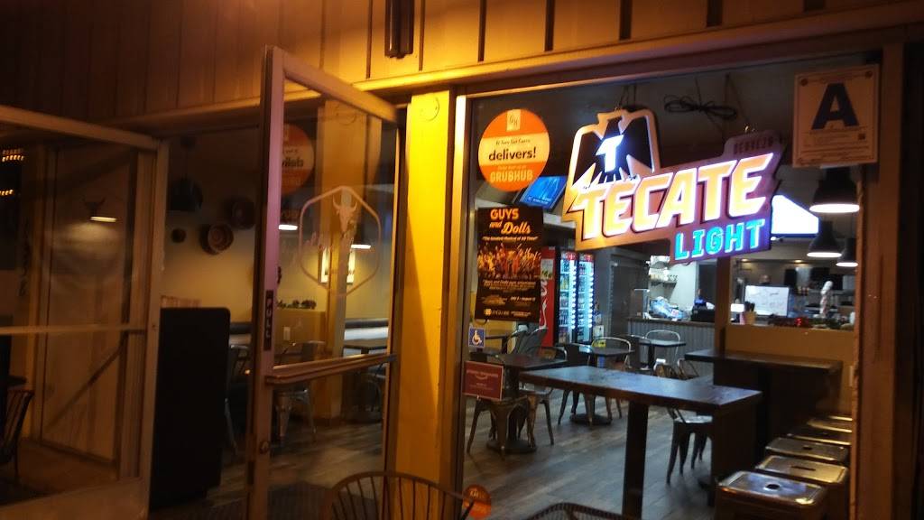 El Toro Del Cerro | restaurant | 6358 Del Cerro Blvd, San Diego, CA 92120, USA | 6192878541 OR +1 619-287-8541