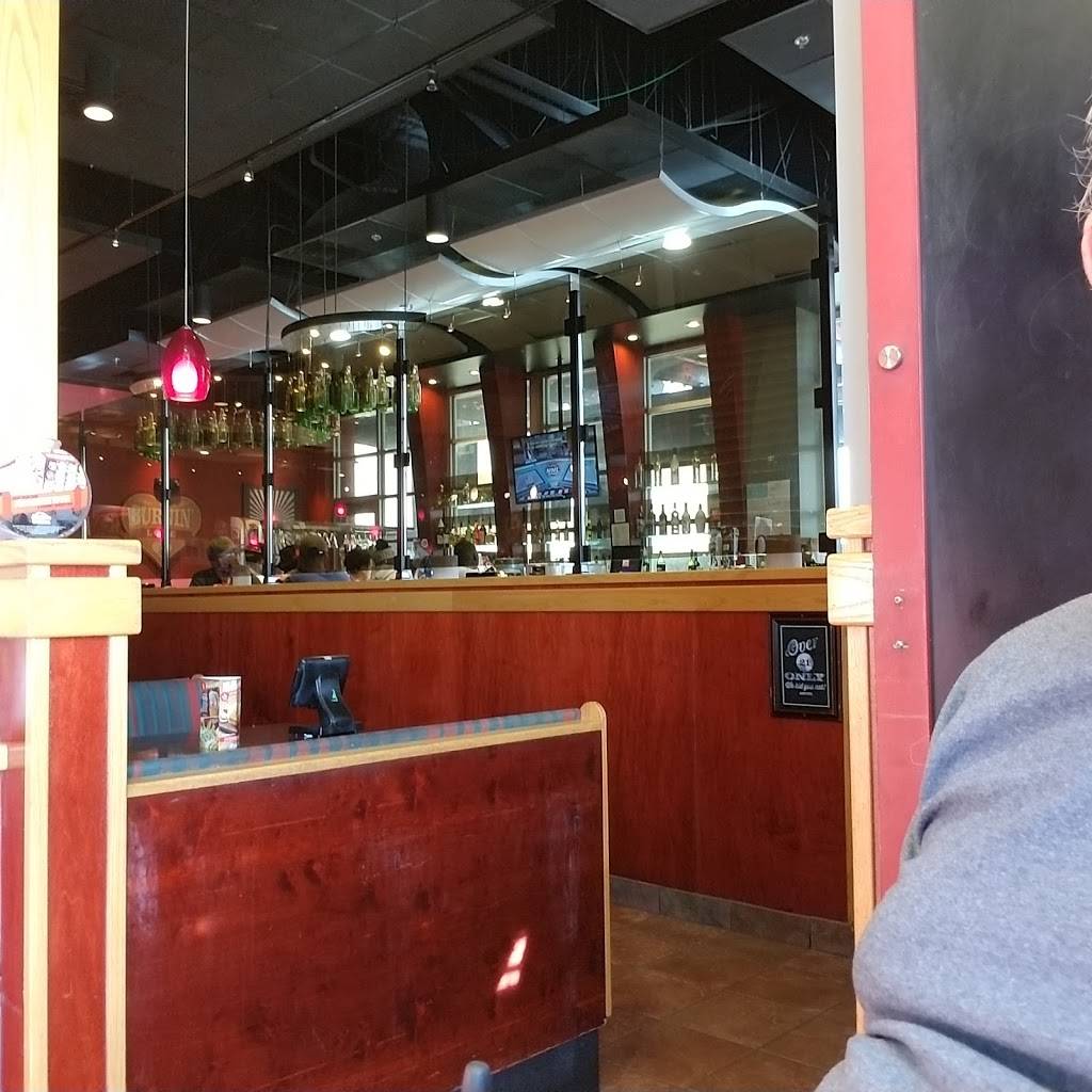 Red Robin Gourmet Burgers and Brews | restaurant | 1370 Tyler St, Riverside, CA 92503, USA | 9513580339 OR +1 951-358-0339