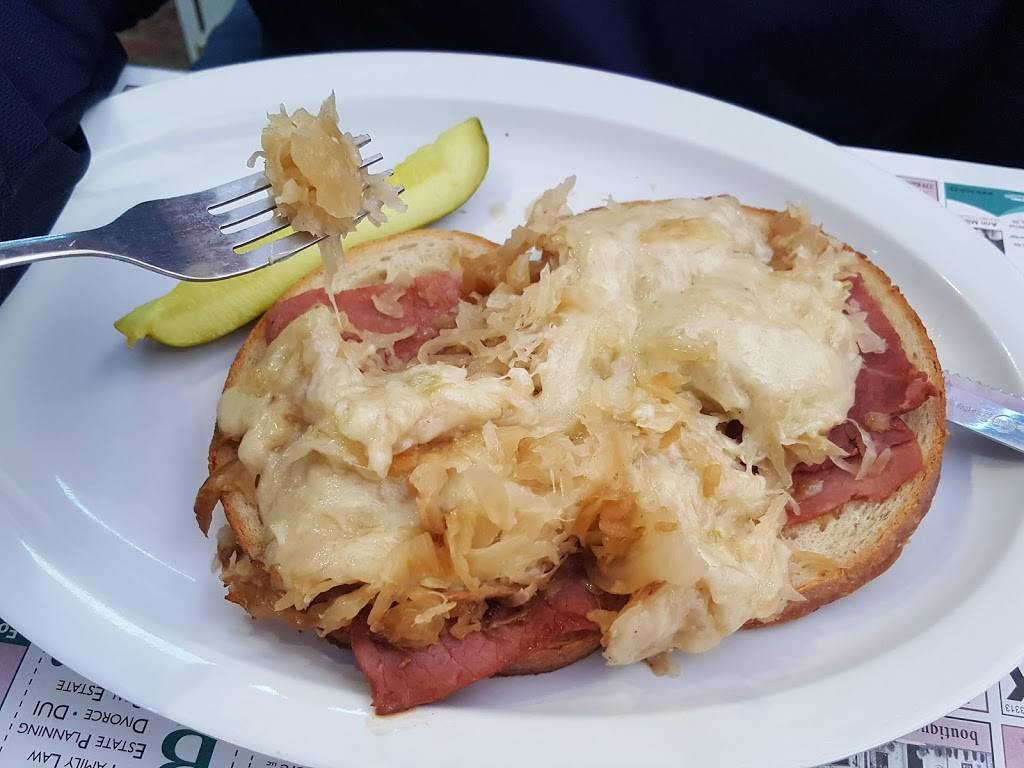 The Palace Restaurant | restaurant | 3250 Easton Ave, Bethlehem, PA 18020, USA | 6108610404 OR +1 610-861-0404