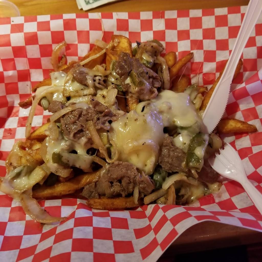 Lauries Coach Bar & Grill | restaurant | w4969 Holmes St, Ogema, WI 54459, USA | 7157675485 OR +1 715-767-5485