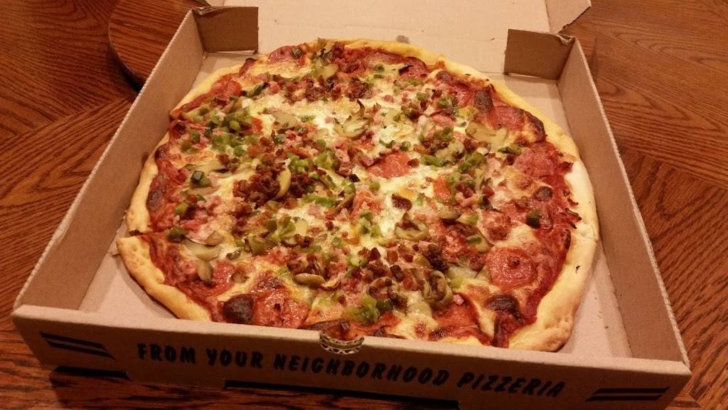 Pizza Plus | restaurant | 302 N Mitchell St, Cadillac, MI 49601, USA | 2317757727 OR +1 231-775-7727