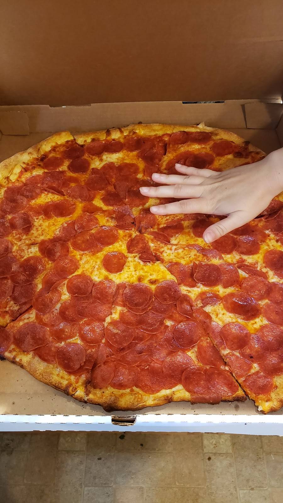 Tony Bs Pizza | meal delivery | 1340 Crystal Ln, Chaska, MN 55318, USA | 9525560088 OR +1 952-556-0088