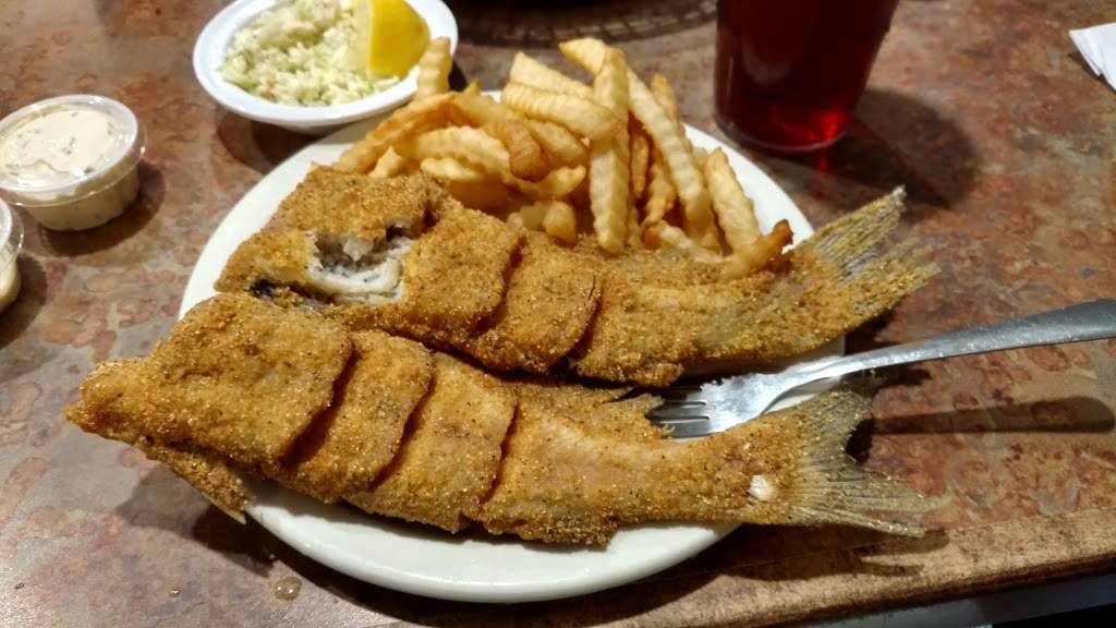 Catfish Cabin | restaurant | 8524 US-431, Albertville, AL 35950, USA | 2568788170 OR +1 256-878-8170