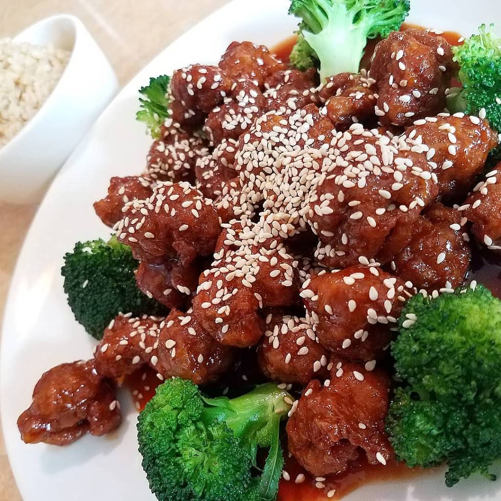 Ma Ma Wok | restaurant | 11914 Elm Ln, Charlotte, NC 28277, USA | 7045448863 OR +1 704-544-8863