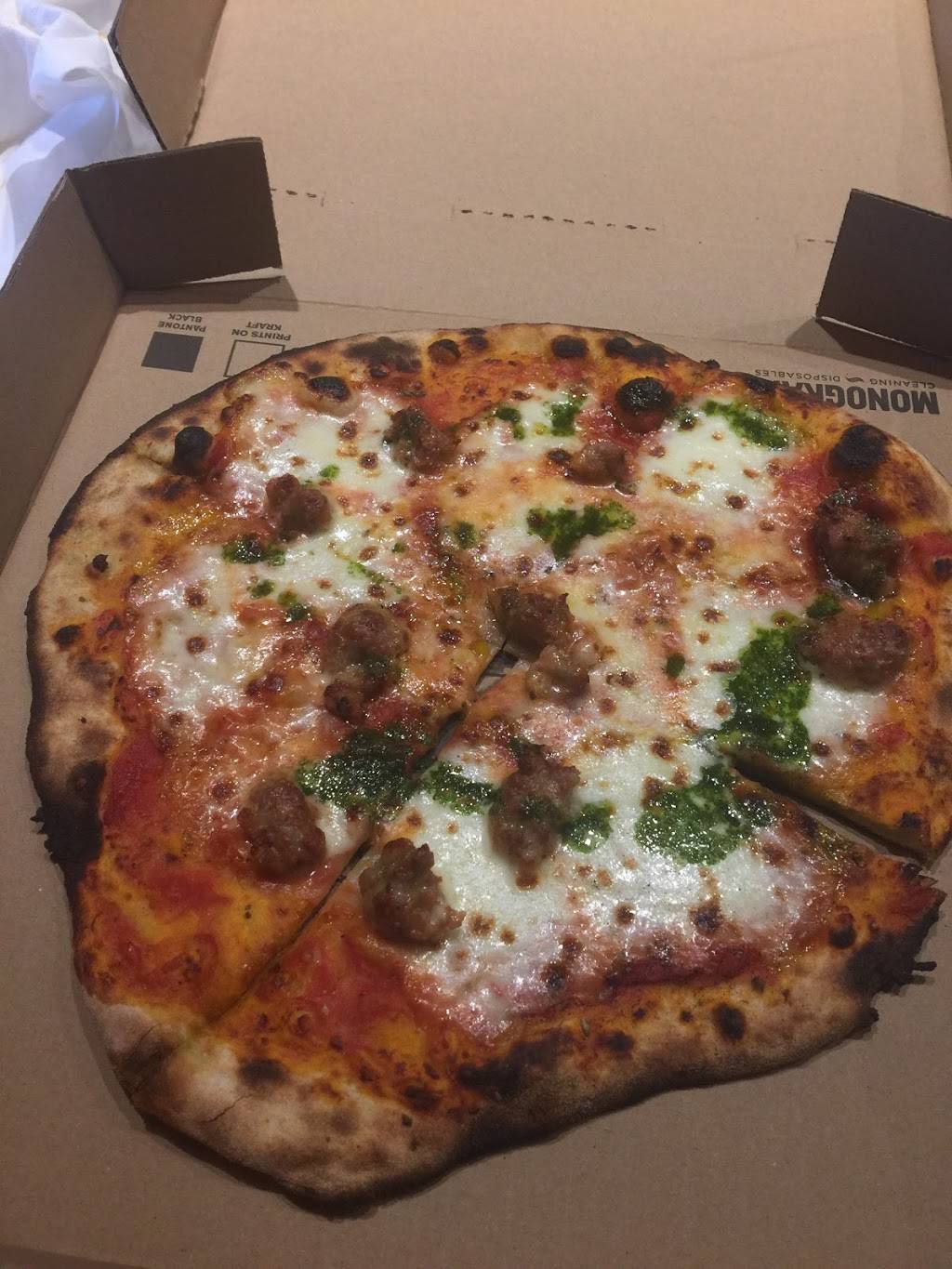 Squirrel’s Pizza | restaurant | 2218 Bull St, Savannah, GA 31401, USA | 9123357873 OR +1 912-335-7873