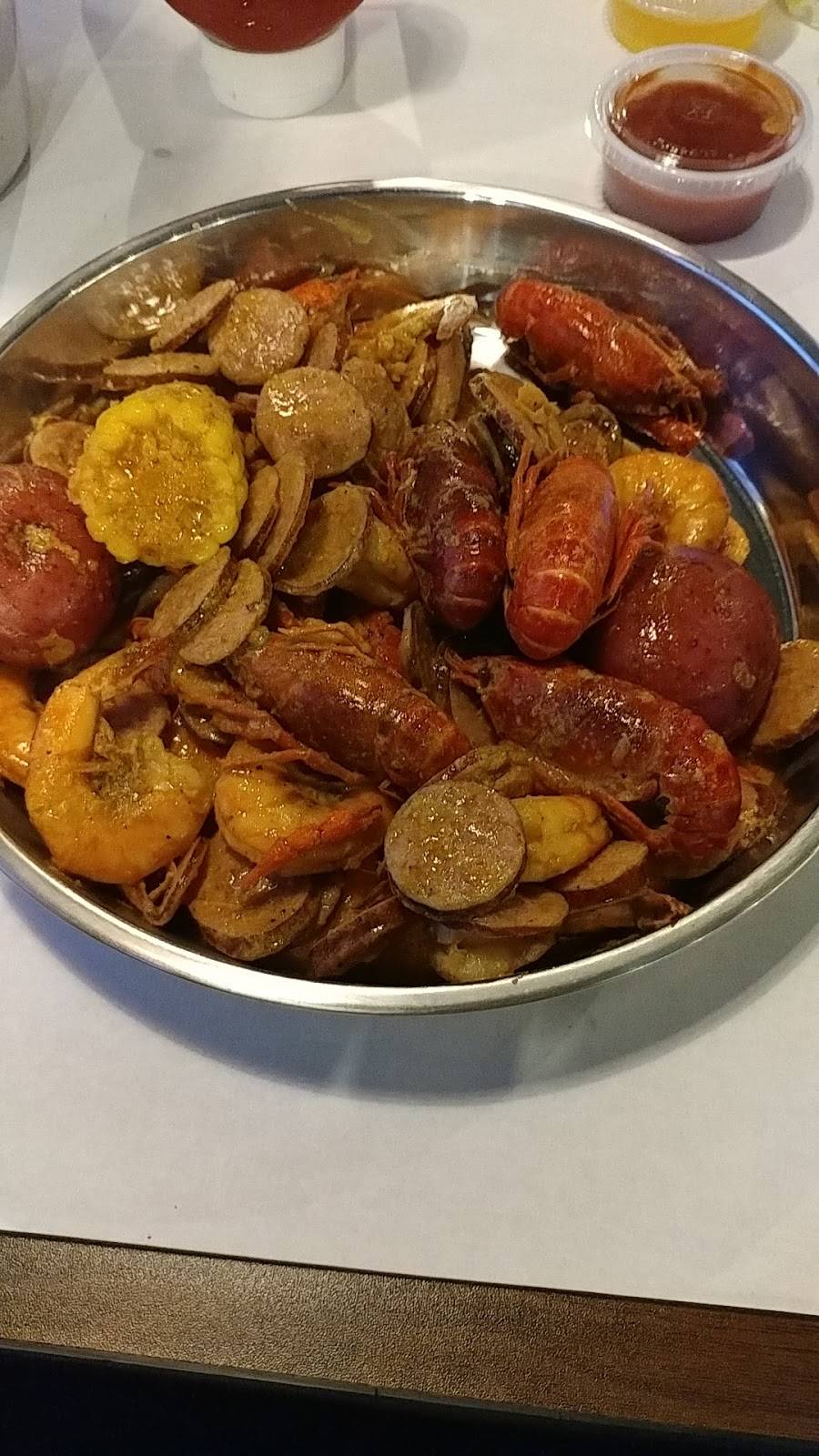 What The Crab | restaurant | 14401 US-431, Guntersville, AL 35976, USA | 2564862008 OR +1 256-486-2008