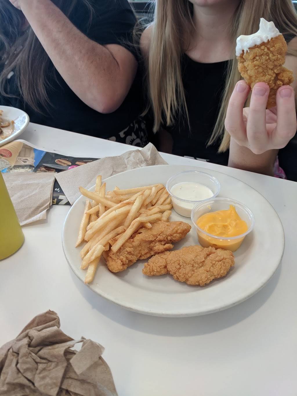 Steak n Shake | restaurant | 2001 Colby Taylor Dr, Richmond, KY 40475, USA | 8596269300 OR +1 859-626-9300