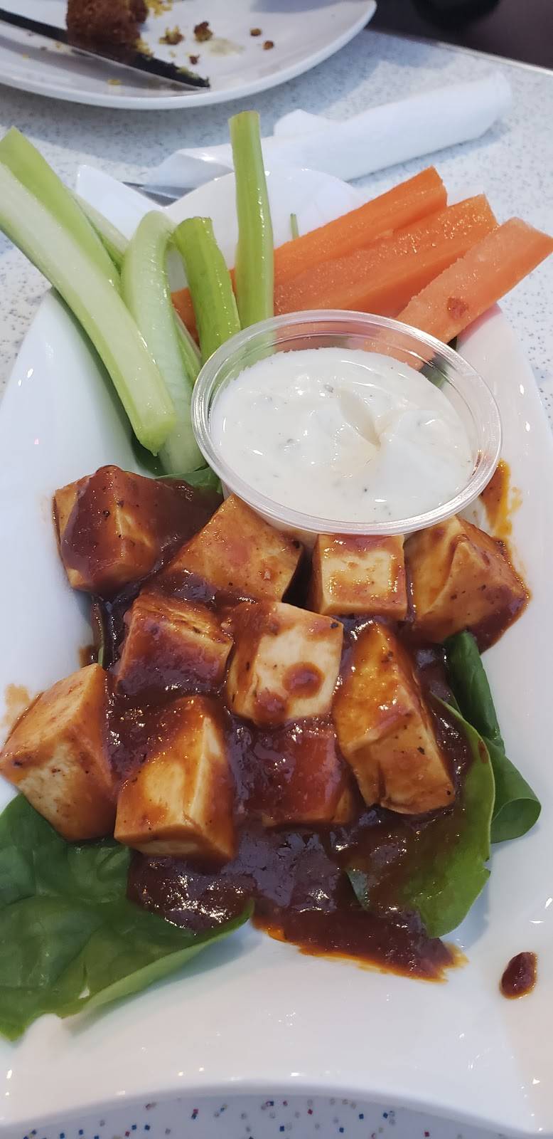 Super Natural Vegan Cuisine | restaurant | 22 Lindsay St S, Lindsay, ON K9V 2L8, Canada | 7058807683 OR +1 705-880-7683