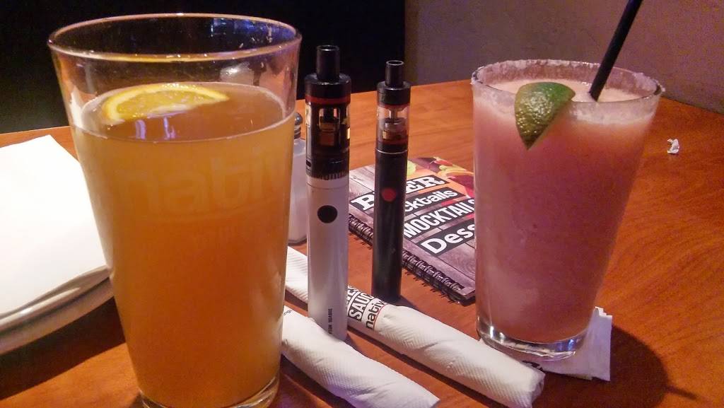 Native Grill & Wings | restaurant | 3100 E Speedway Blvd, Tucson, AZ 85716, USA | 5203253489 OR +1 520-325-3489