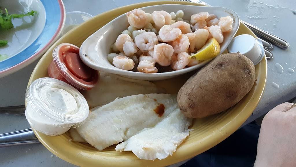 Buddys Crab House & Oyster Bar | restaurant | 101 Roland Ave, Surf City, NC 28445, USA | 9103281515 OR +1 910-328-1515