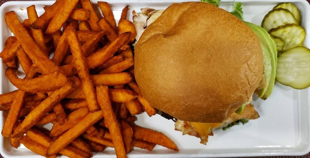 The Landing Cafe | restaurant | 777 Casino Pkwy, Murphy, NC 28906, USA | 8284225309 OR +1 828-422-5309