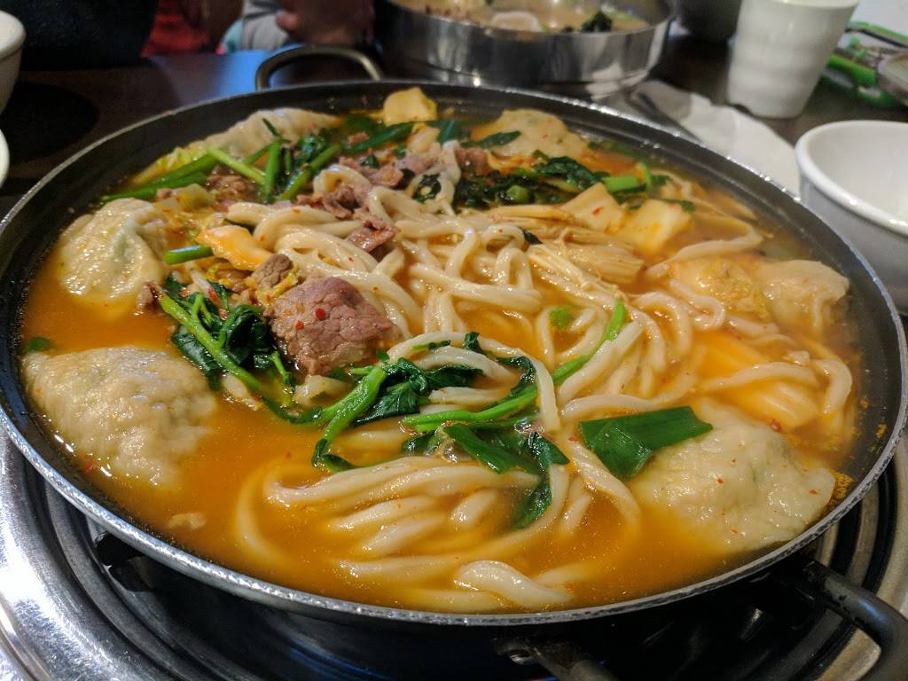 ManDooHyang | restaurant | 169 Dundas St E, Mississauga, ON L5A 1W8, Canada | 9058973355 OR +1 905-897-3355