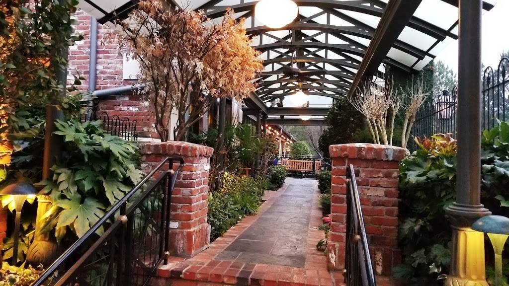 Pappadeaux Seafood Kitchen | restaurant | 10795 Davis Dr, Alpharetta, GA 30009, USA | 7709925566 OR +1 770-992-5566