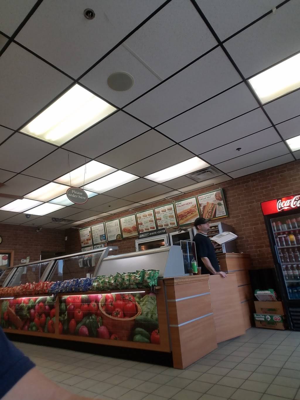Subway | restaurant | 9514 Diamond Centre Dr, Mentor, OH 44060, USA | 4405795496 OR +1 440-579-5496