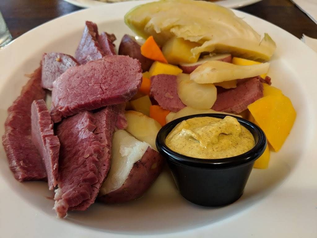 Hugh ONeills Restaurant & Pub | restaurant | 45 Pleasant St, Malden, MA 02148, USA | 7813389977 OR +1 781-338-9977