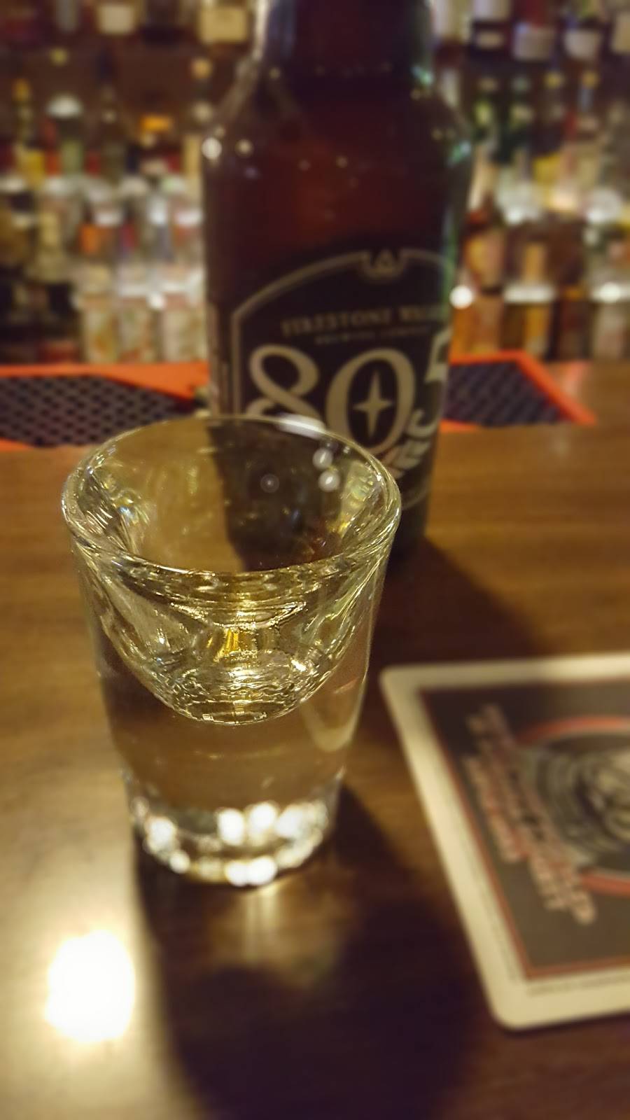 Vieiras Lounge | restaurant | 1700 McHenry Ave, Modesto, CA 95350, USA | 2095713900 OR +1 209-571-3900