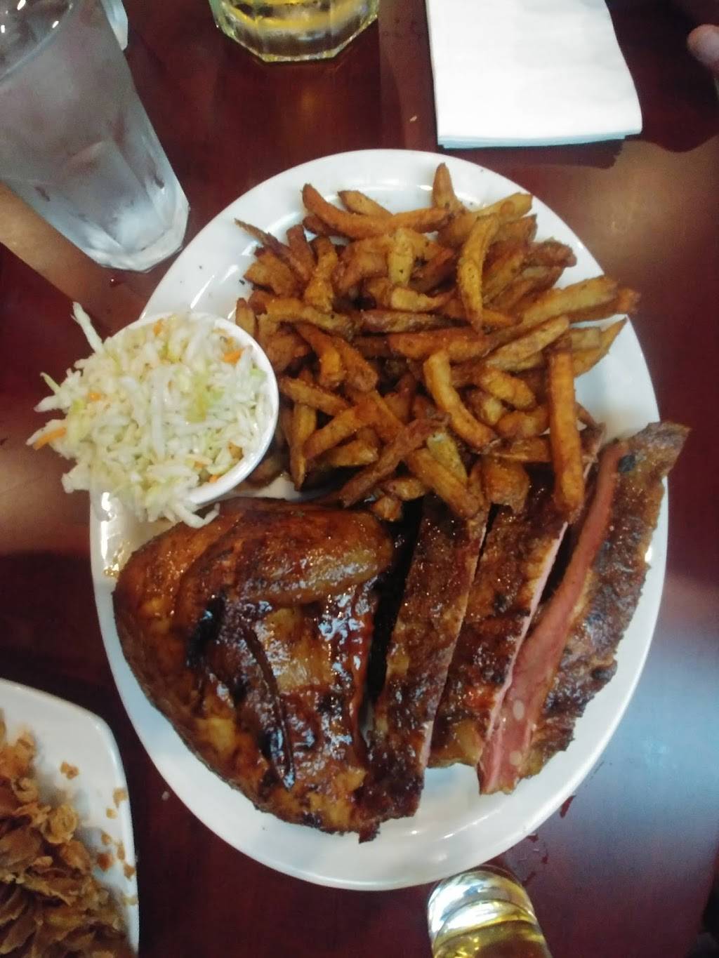 Rubs BBQ Americain - Laval Ouest | restaurant | 4745 Boulevard Dagenais O W, Laval, QC H7R 1L7, Canada | 4509627827 OR +1 450-962-7827
