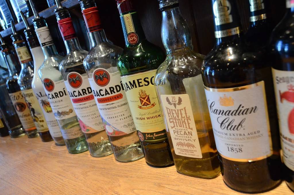 Crows Mill Pub | night club | 1220 Toronto Rd, Springfield, IL 62712, USA | 2176797477 OR +1 217-679-7477